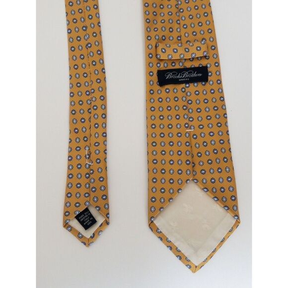 Brooks Brothers Makers Gold Geometric 100% Silk Tie. Made In USA. - Picture 4 of 7